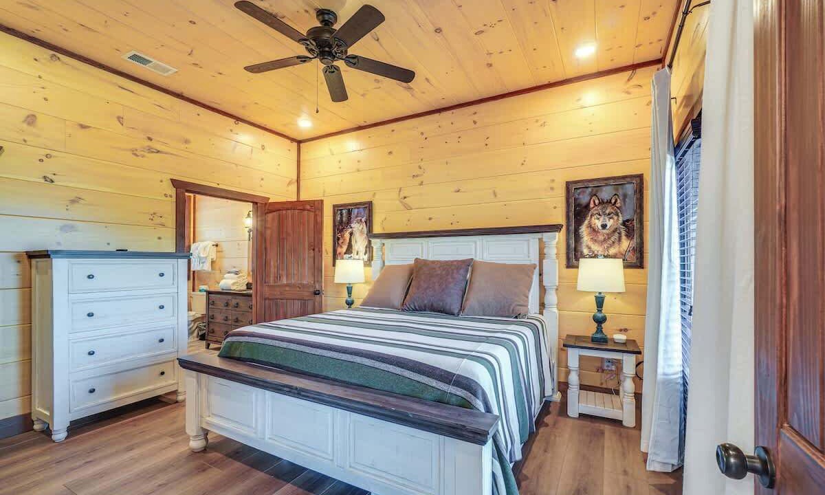 Photo of Bedroom in Sevierville