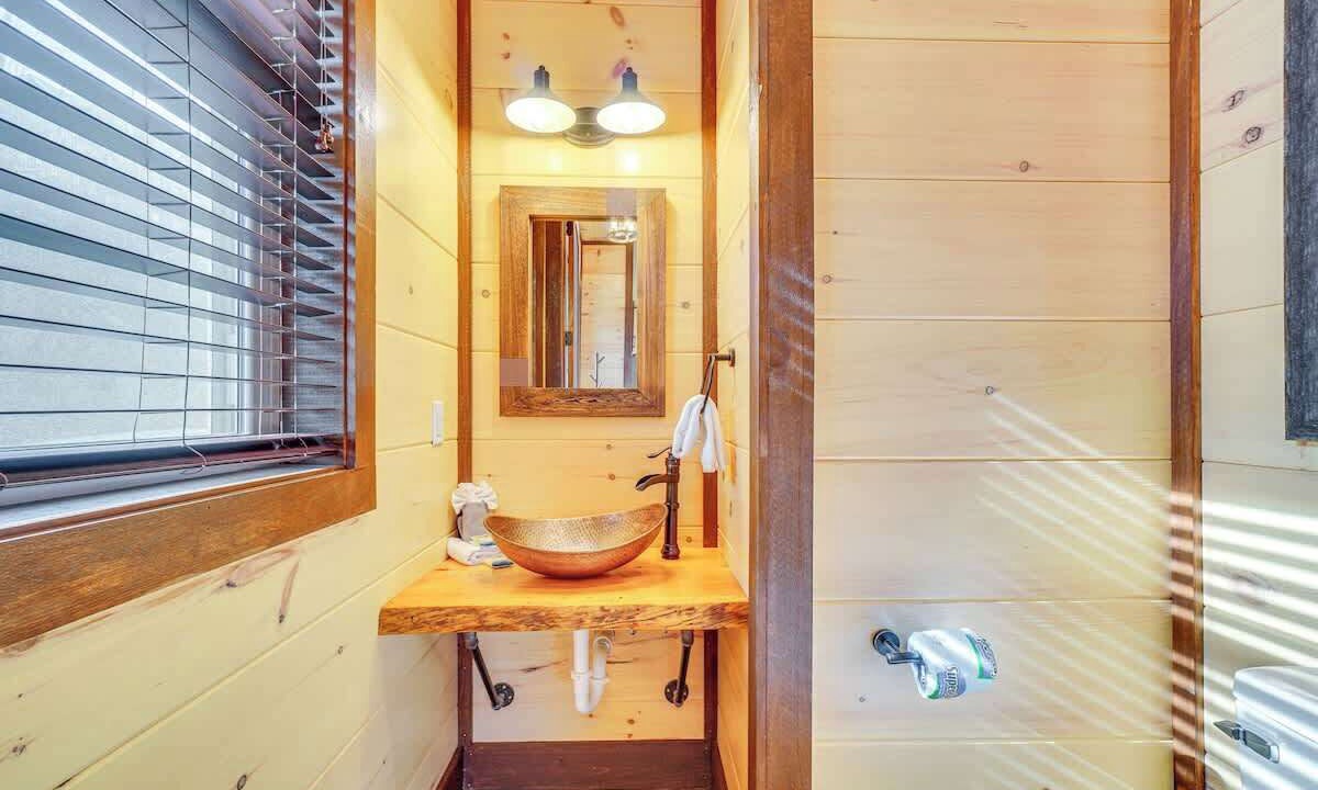 Photo of Bathroom in Sevierville