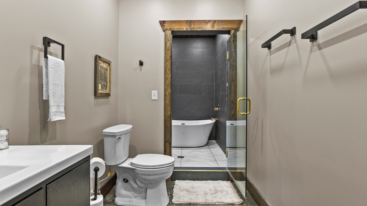 Photo of Bathroom in Stanton