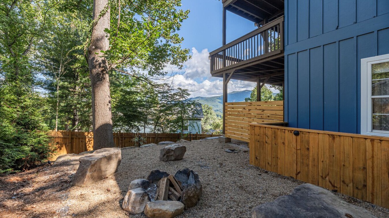 Photo of Outdoor in Swannanoa