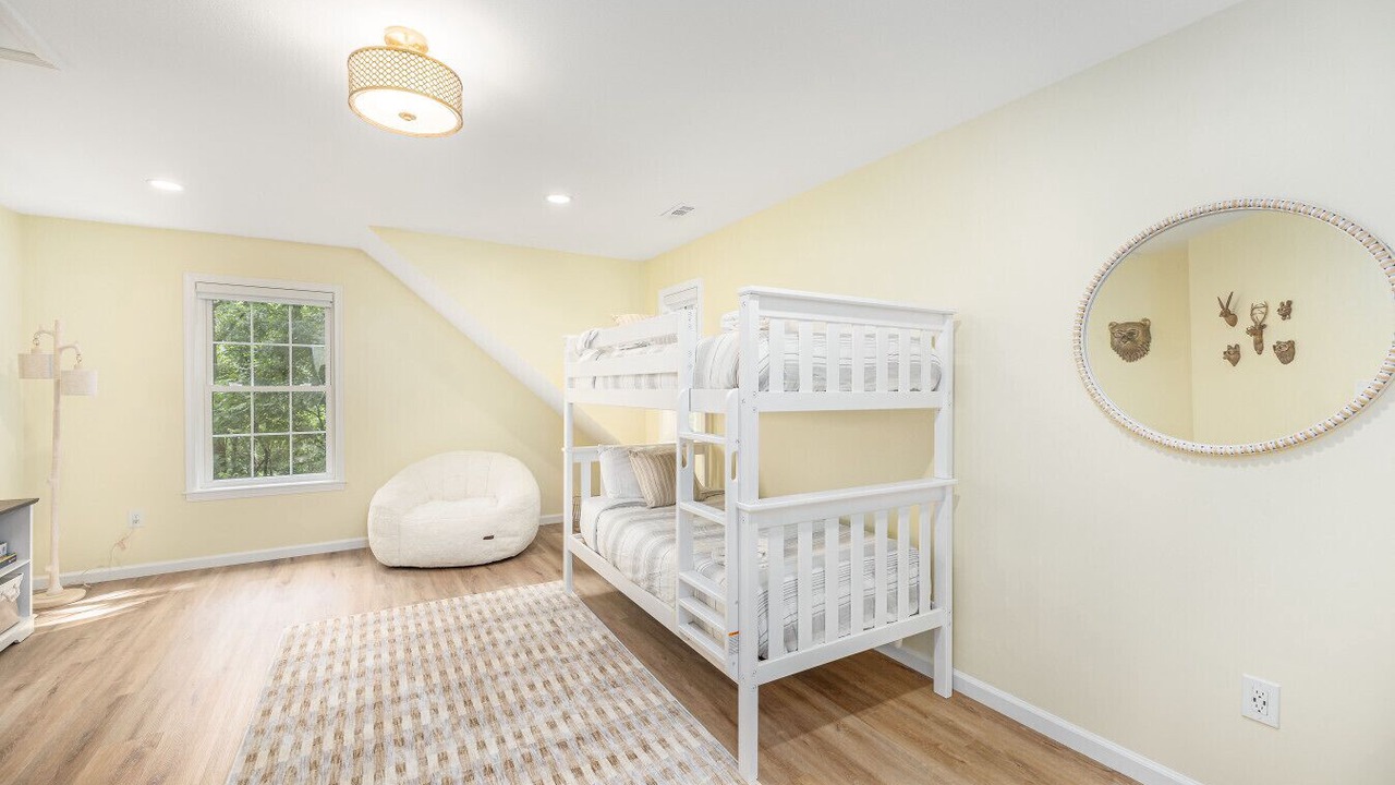 Photo of Bedroom in Swannanoa