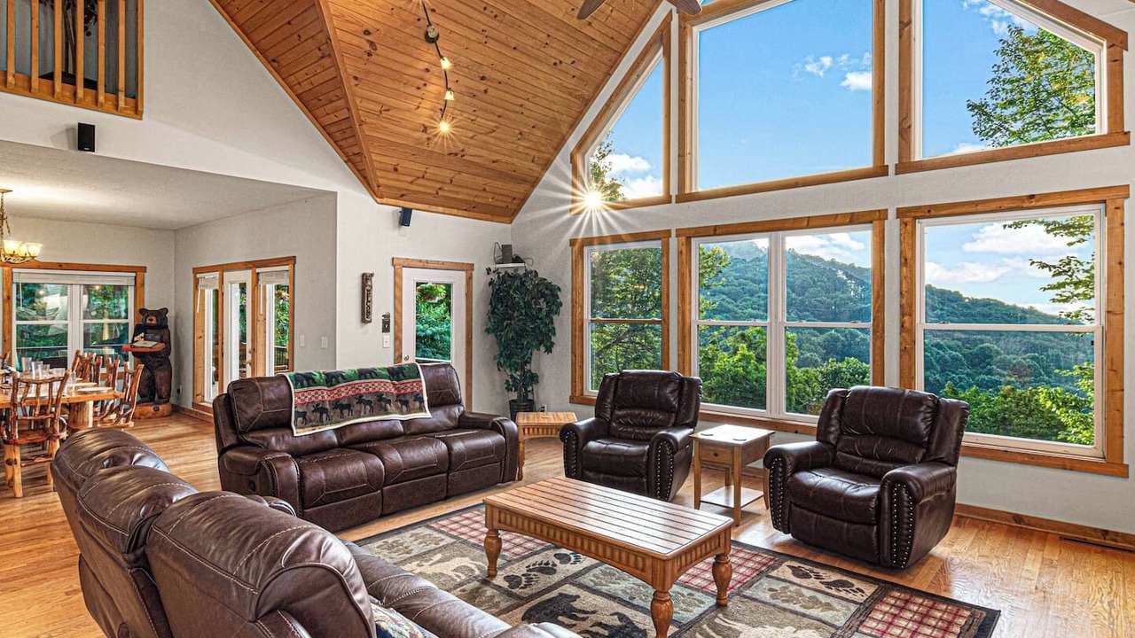 Photo of Livingroom in Boone