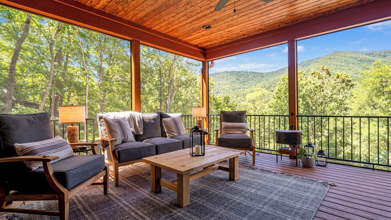 Photo of Outdoor in Black Mountain