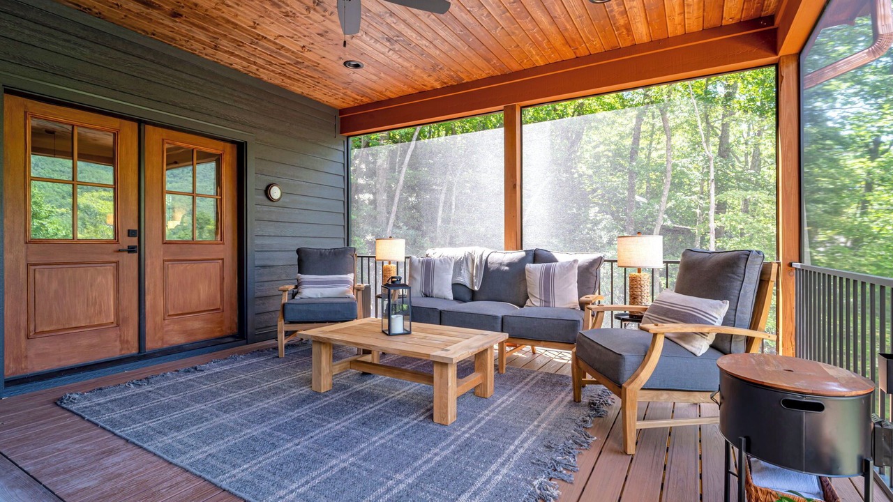 Photo of Patio Balcony in Black Mountain