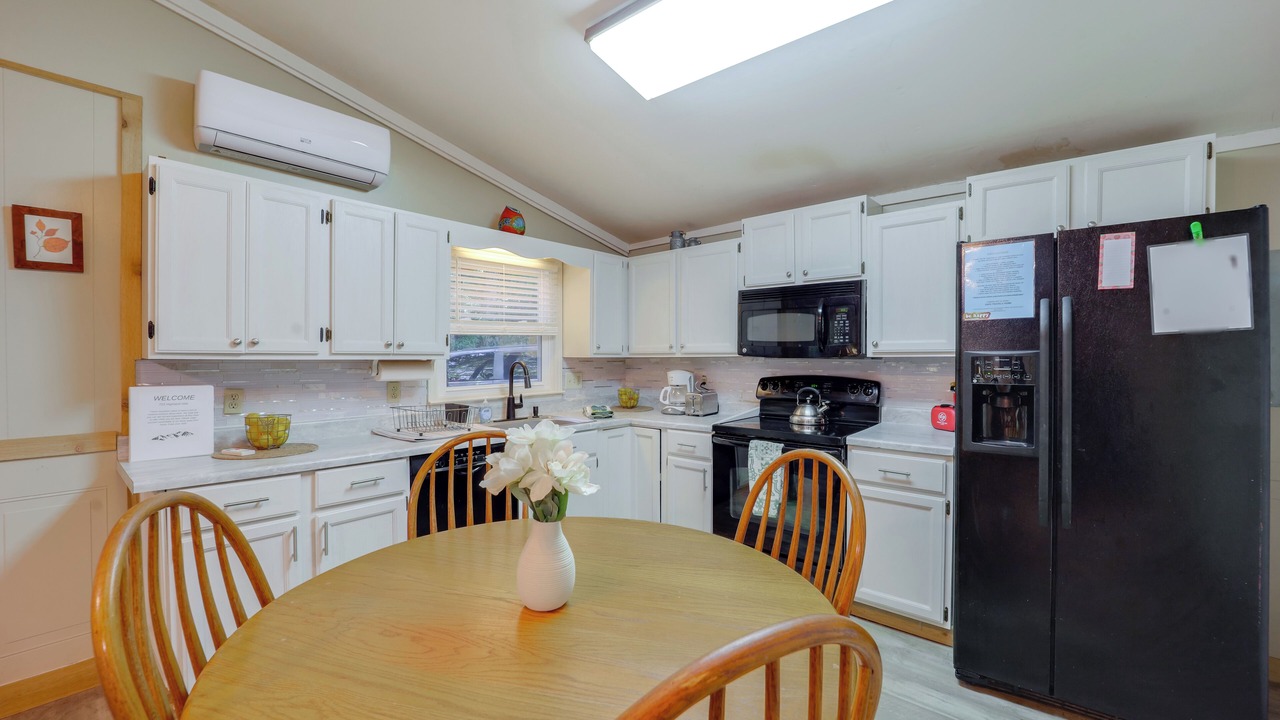 Photo of Kitchen in Newland