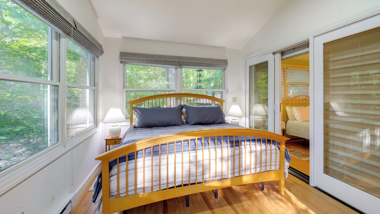 Photo of Bedroom in Newland