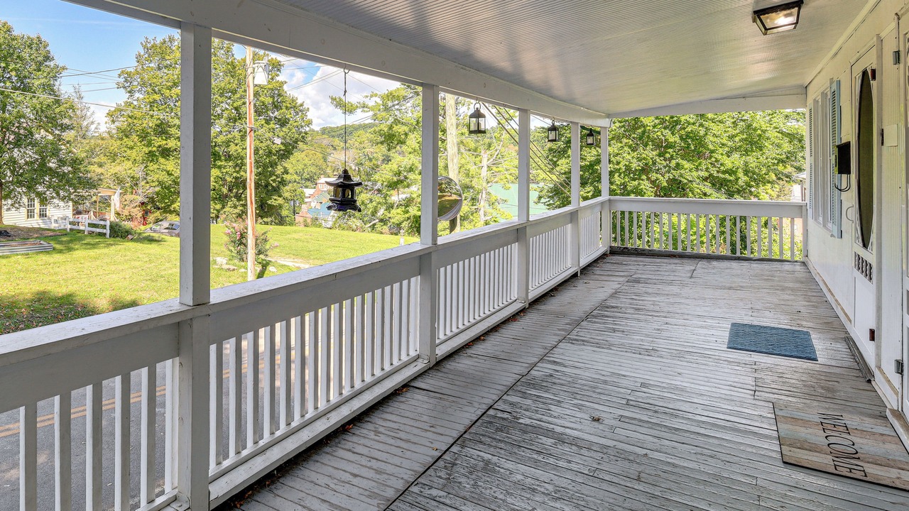 Photo of Patio Balcony in Jonesborough