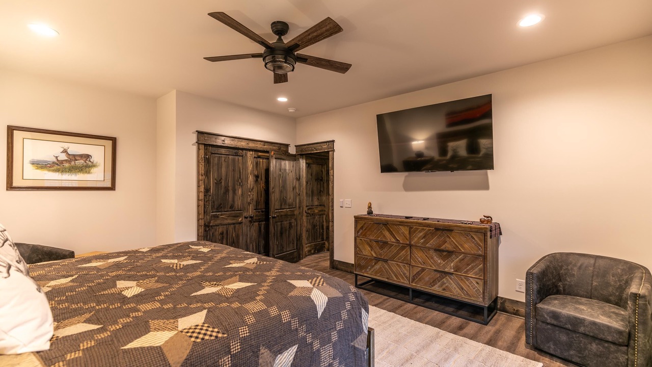 Photo of Bedroom in Elk Park