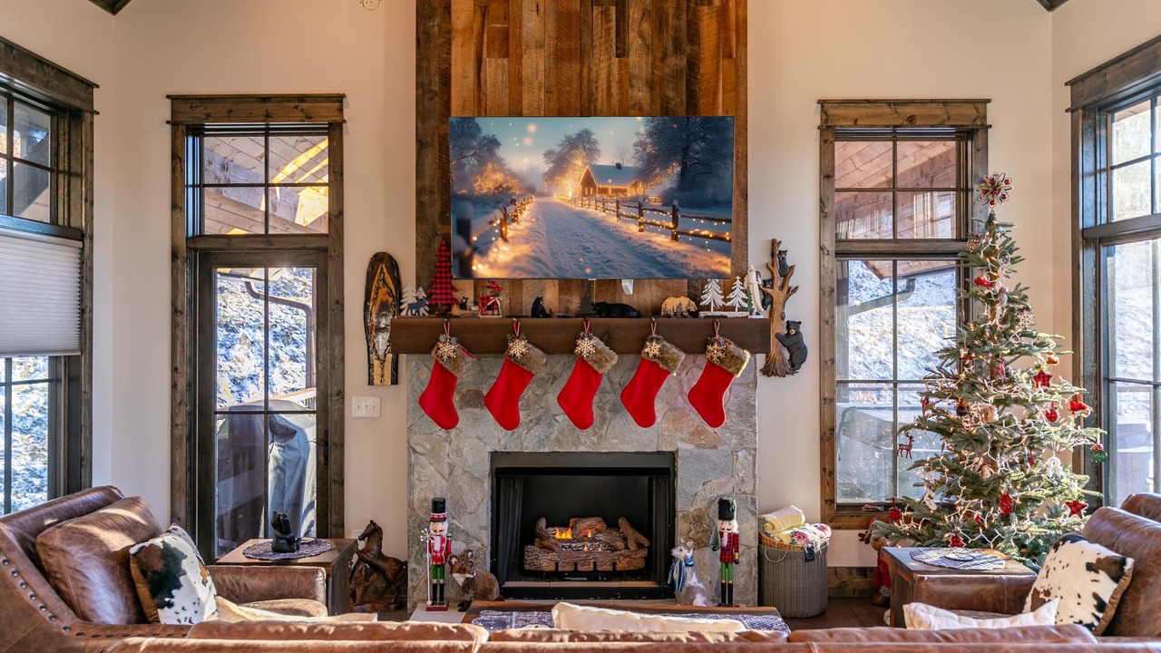 Photo of Livingroom in Elk Park