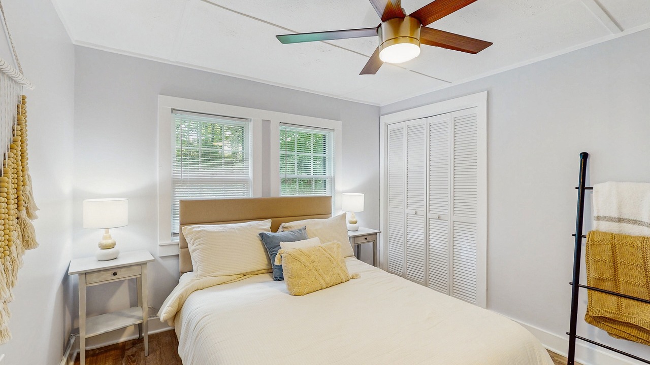 Photo of Bedroom in Newland