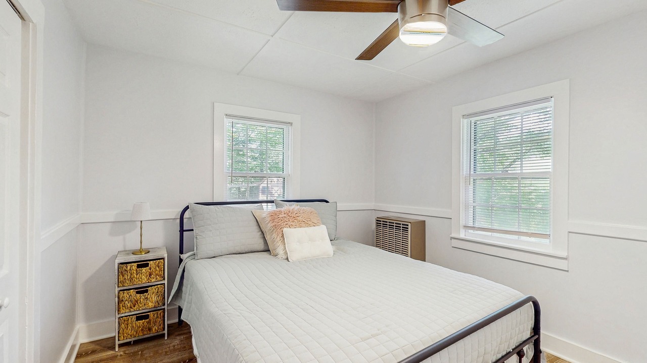 Photo of Bedroom in Newland
