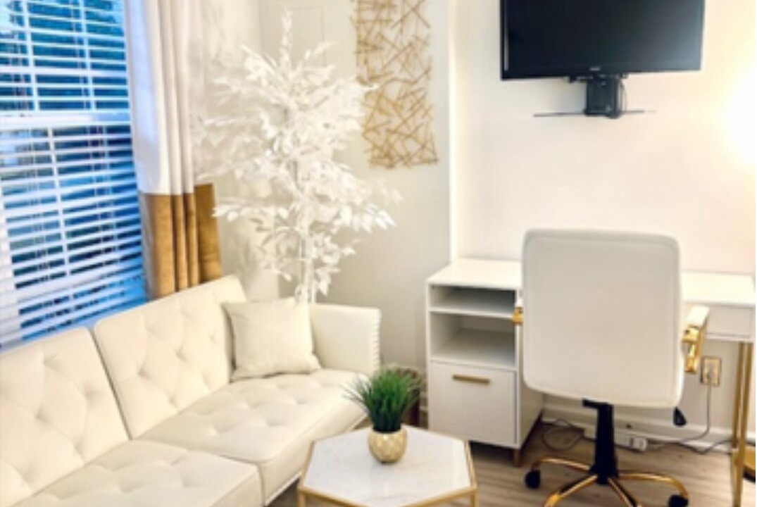 Photo of Livingroom in Ashburn