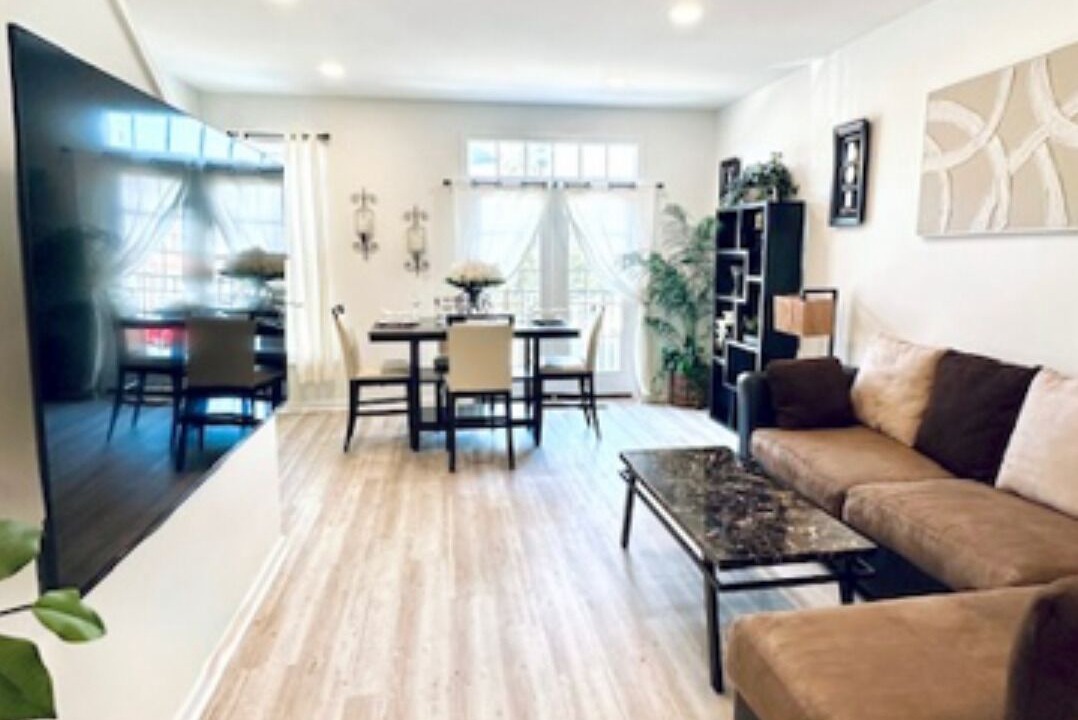 Photo of Livingroom in Ashburn