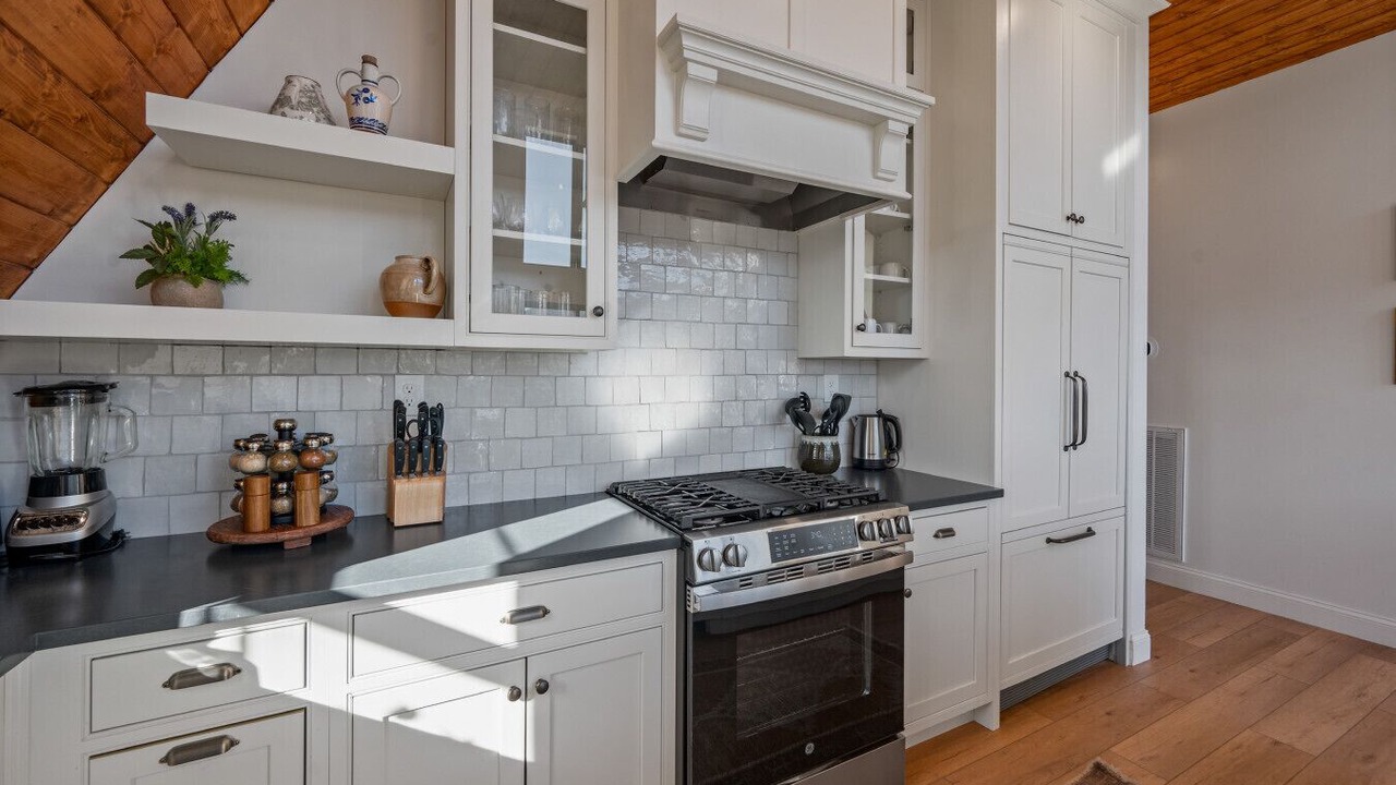 Photo of Kitchen in Chalet Village North