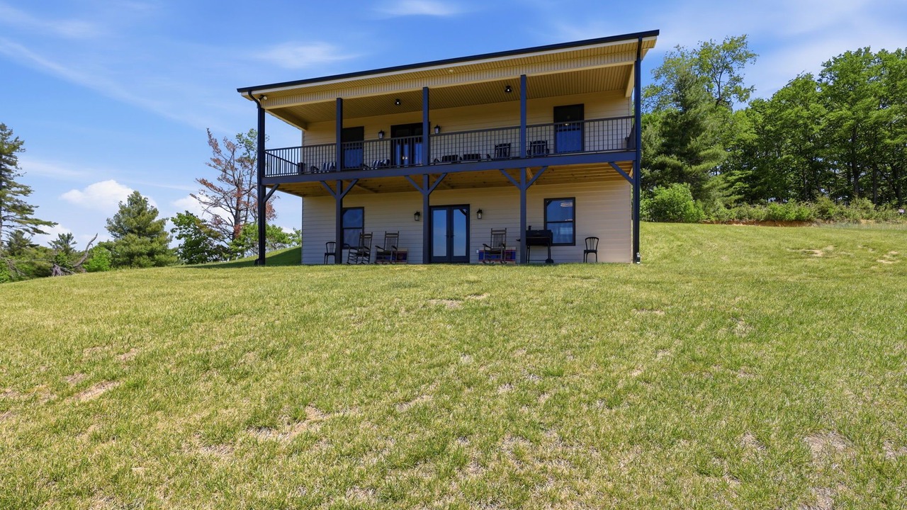 Photo of Outdoor in West Jefferson
