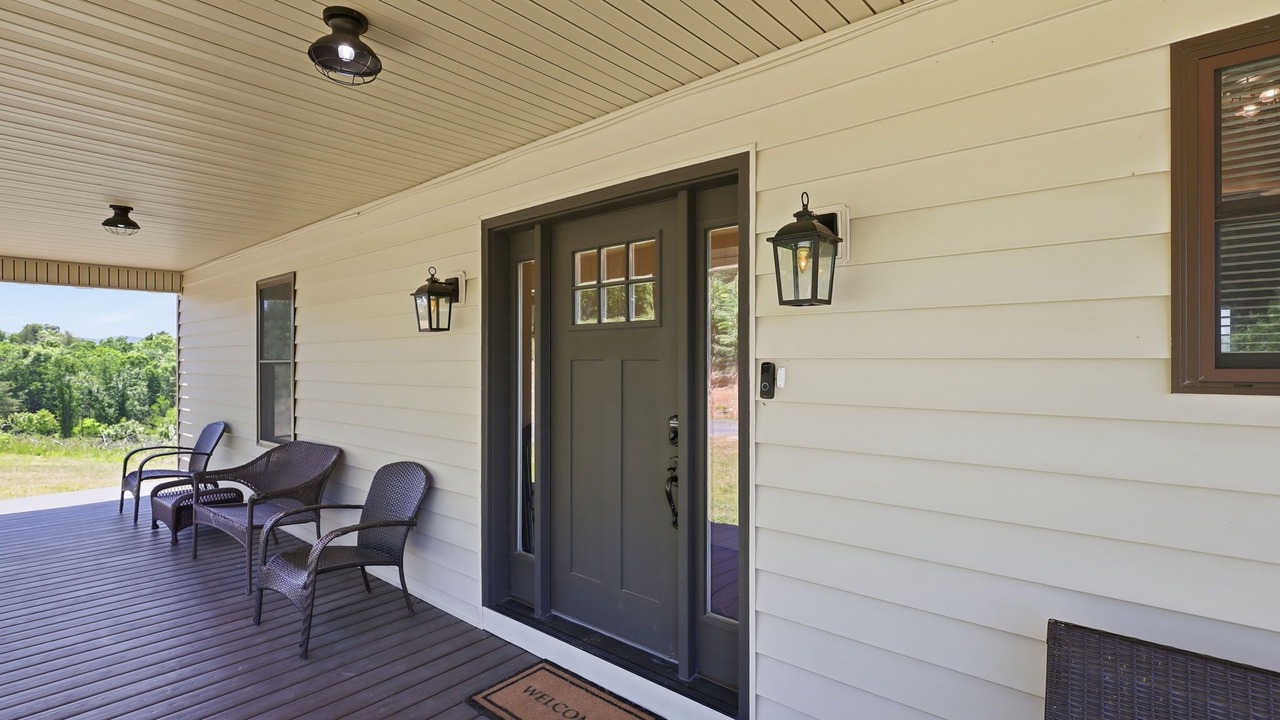 Photo of Patio Balcony in West Jefferson