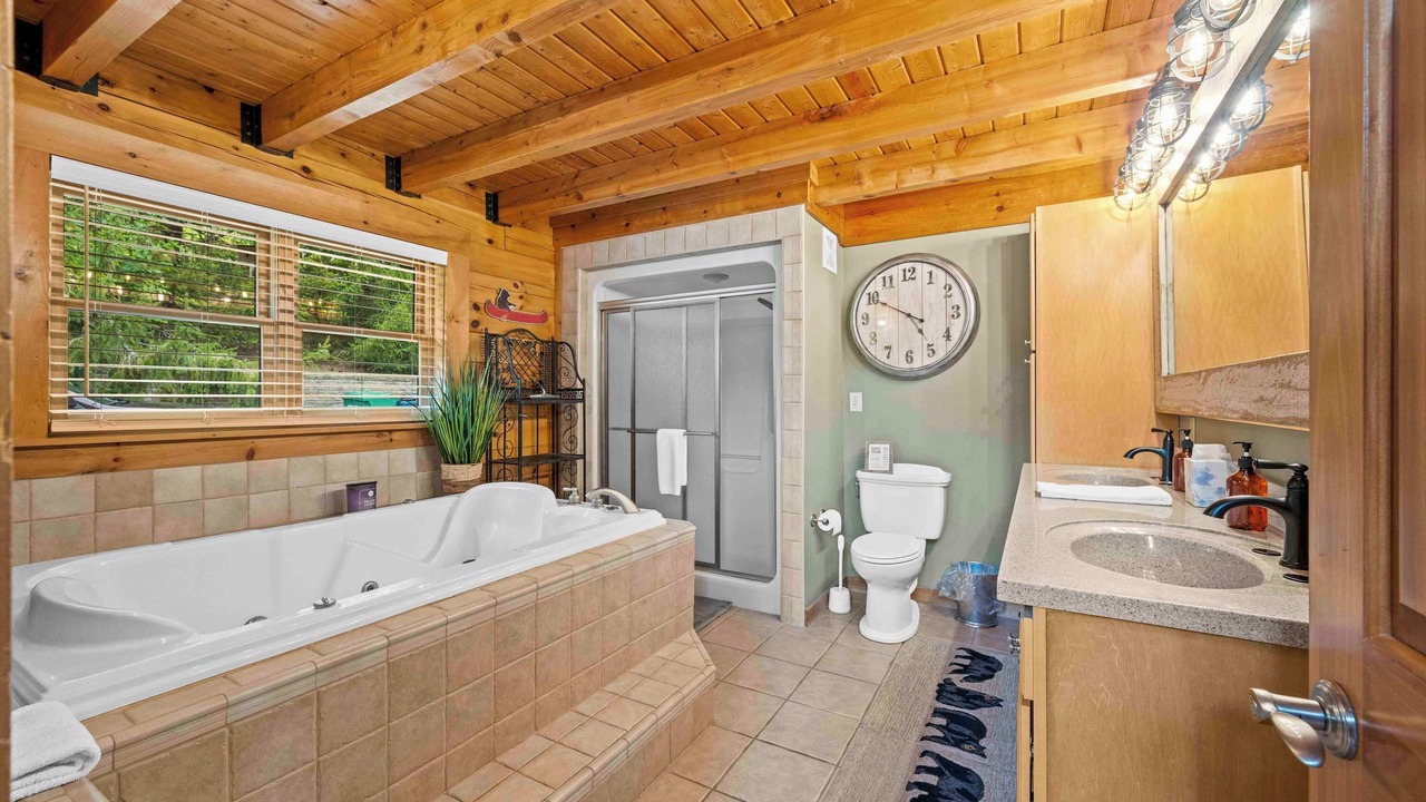 Photo of Bathroom in Dry Ridge