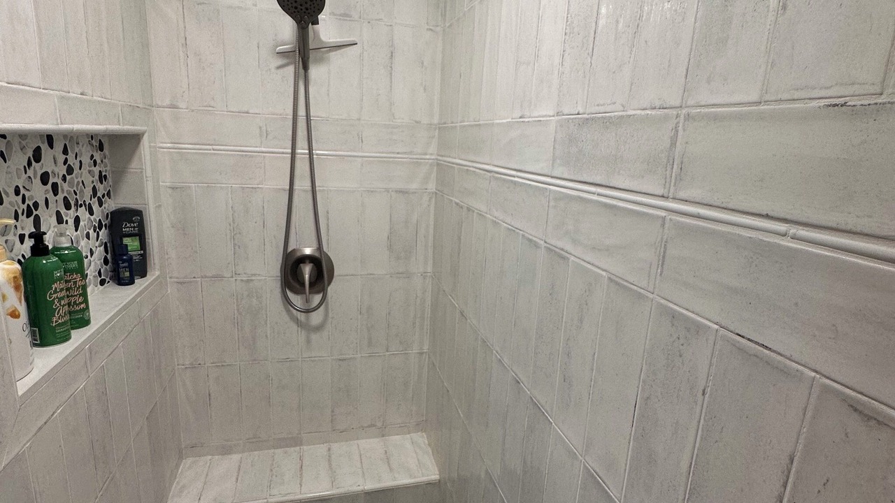 Photo of Bathroom in Mirror Lake