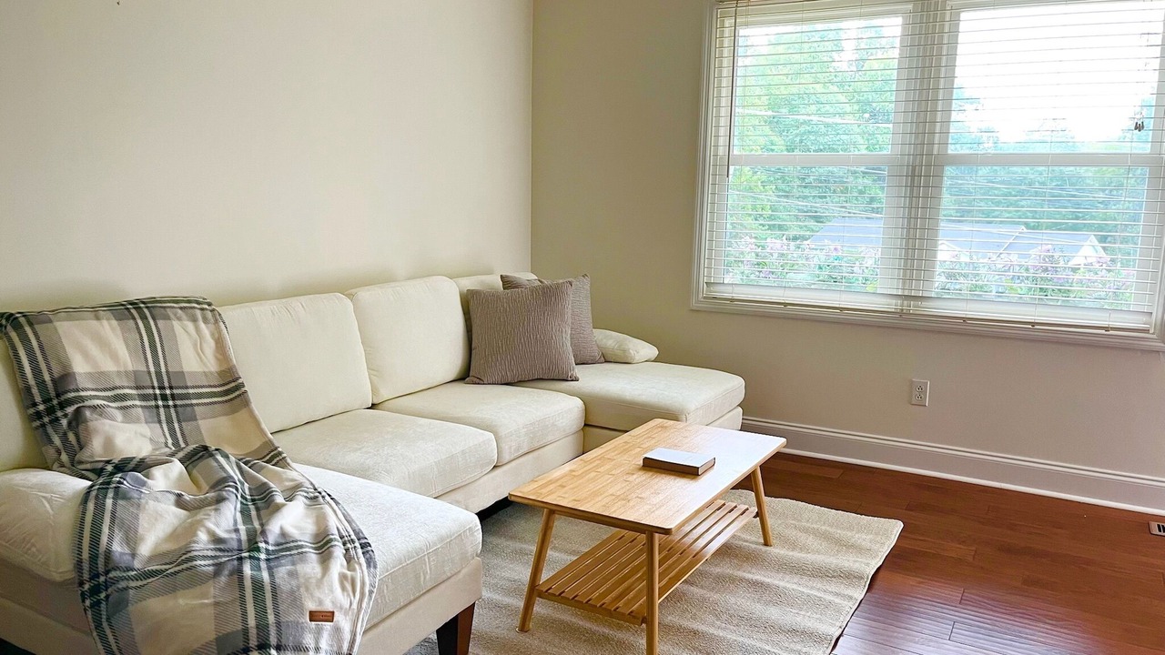 Photo of Livingroom in Jonesborough