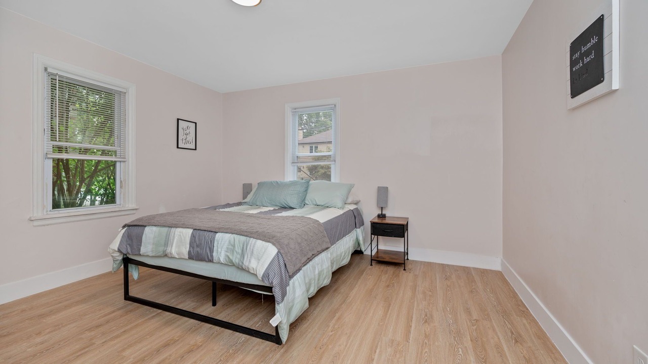 Photo of Bedroom in Deer Park