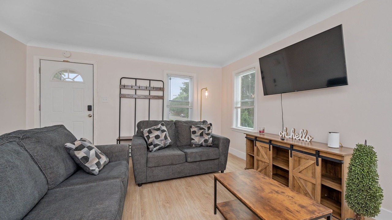 Photo of Livingroom in Deer Park