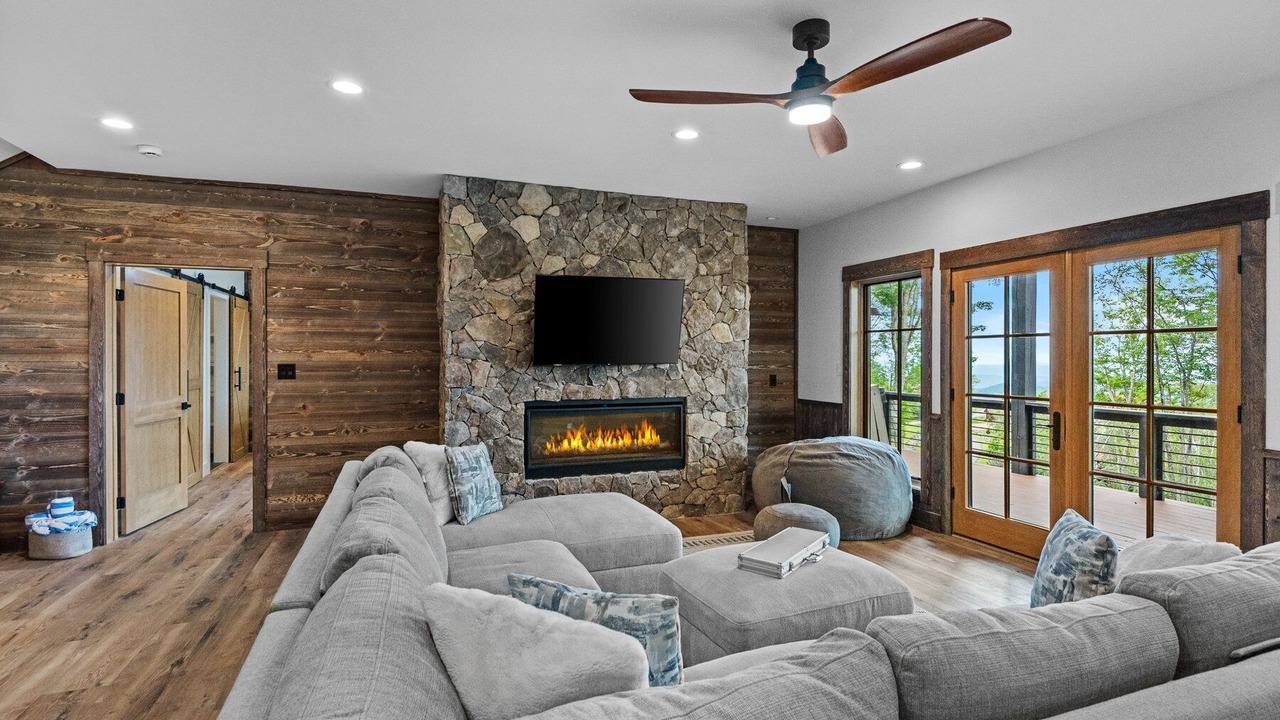 Photo of Livingroom in Banner Elk