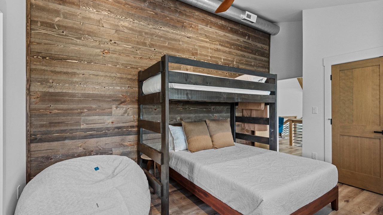 Photo of Bedroom in Banner Elk