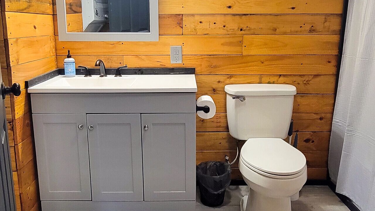 Photo of Bathroom in Boons Camp