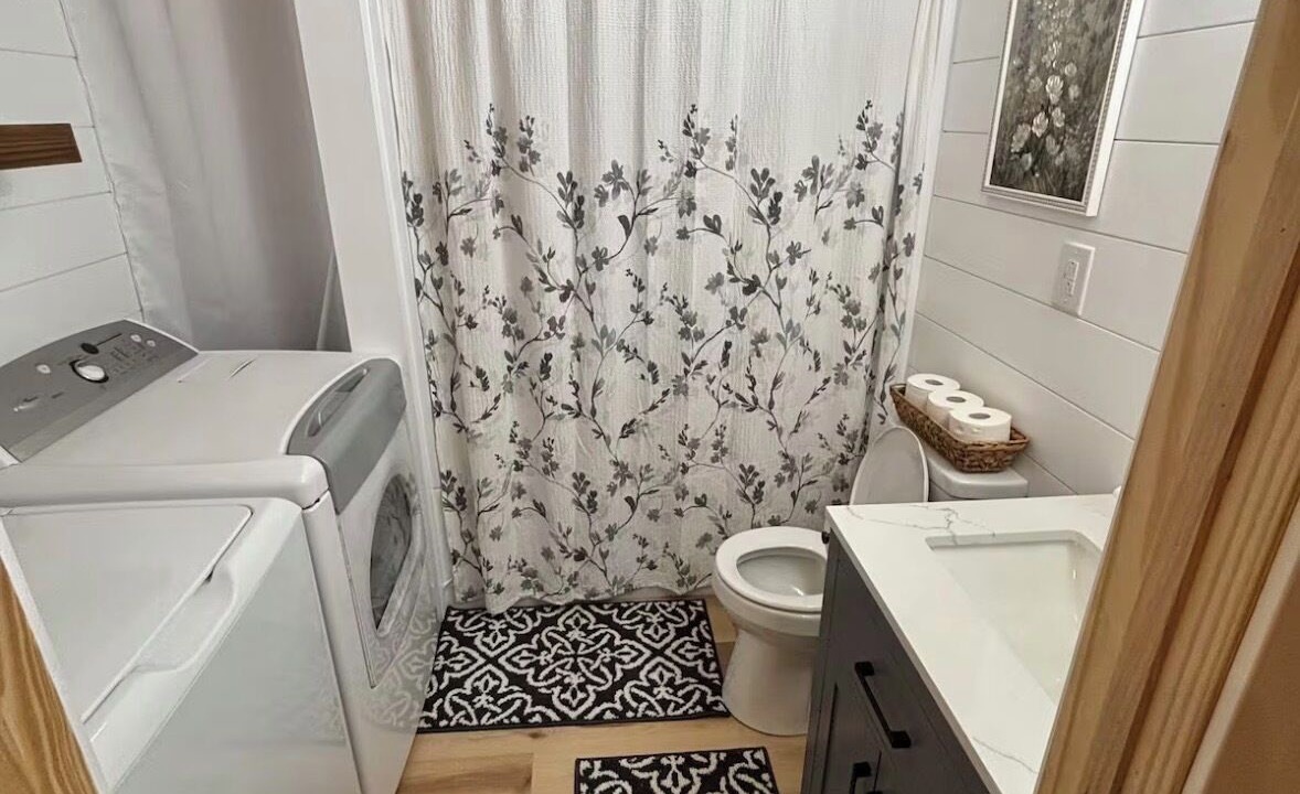Photo of Bathroom in Keslers Cross Lanes