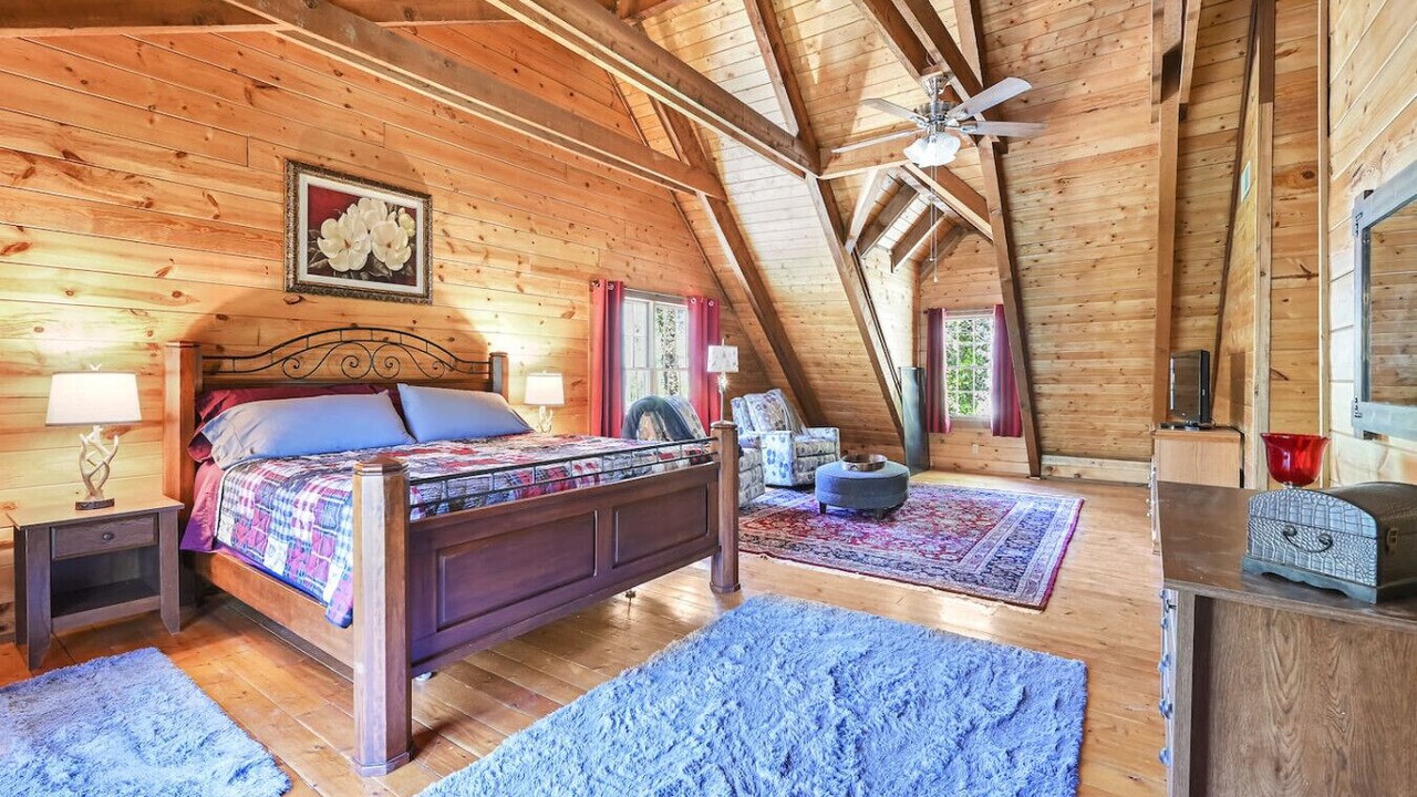 Photo of Bedroom in Fairview