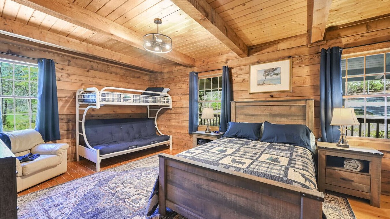 Photo of Bedroom in Fairview