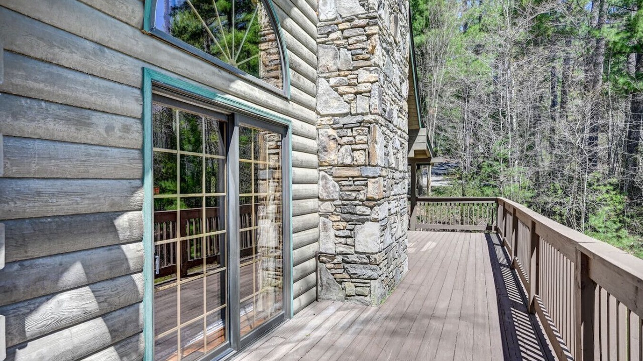 Photo of Patio Balcony in Fairview