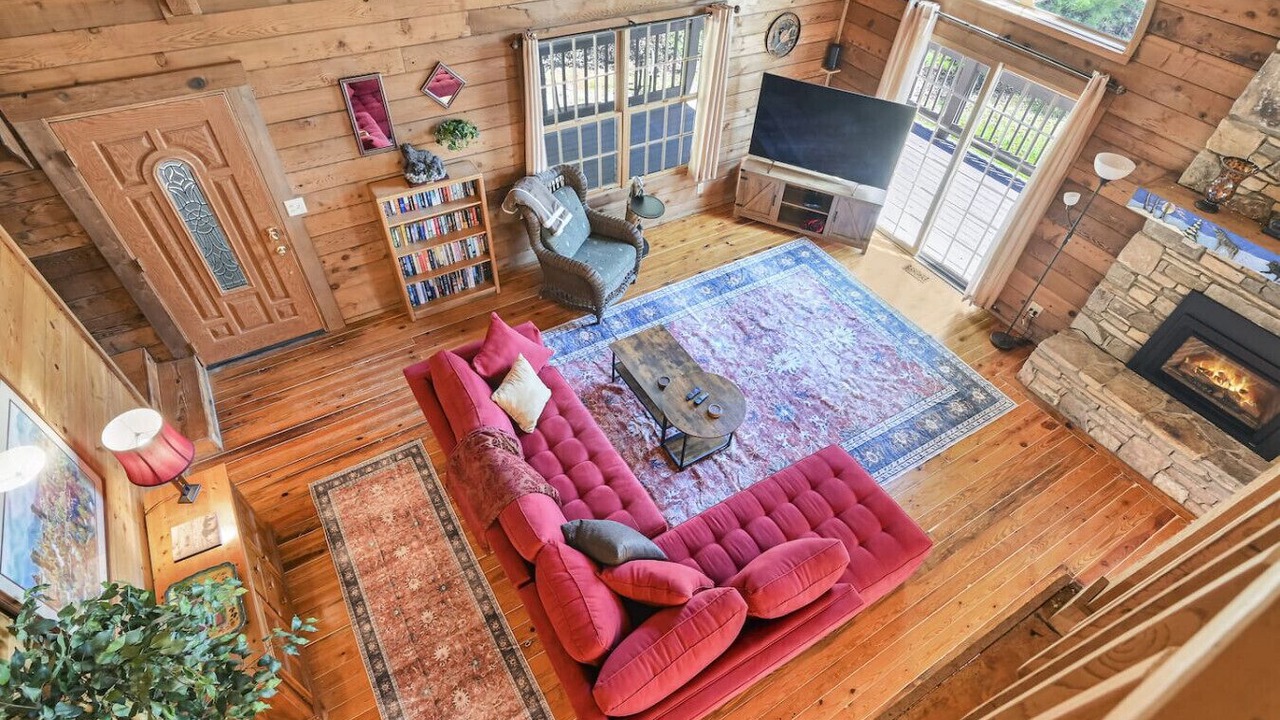 Photo of Livingroom in Fairview
