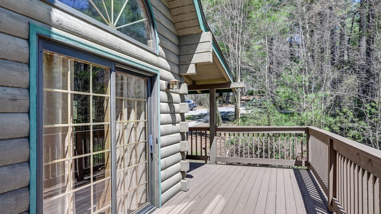 Photo of Patio Balcony in Fairview