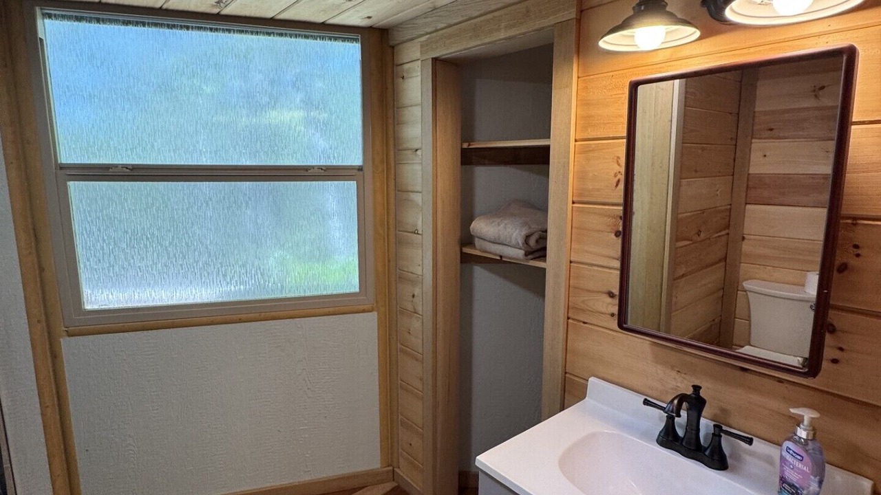 Photo of Bathroom in Walland