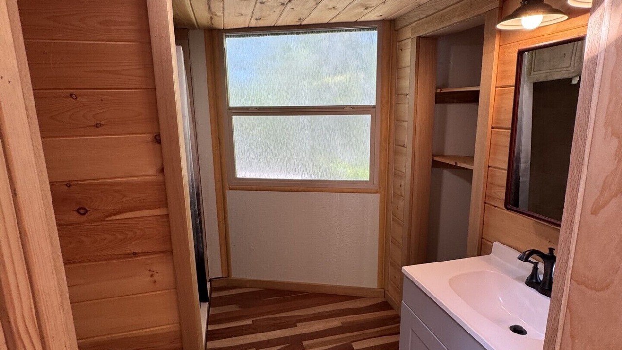 Photo of Bathroom in Walland