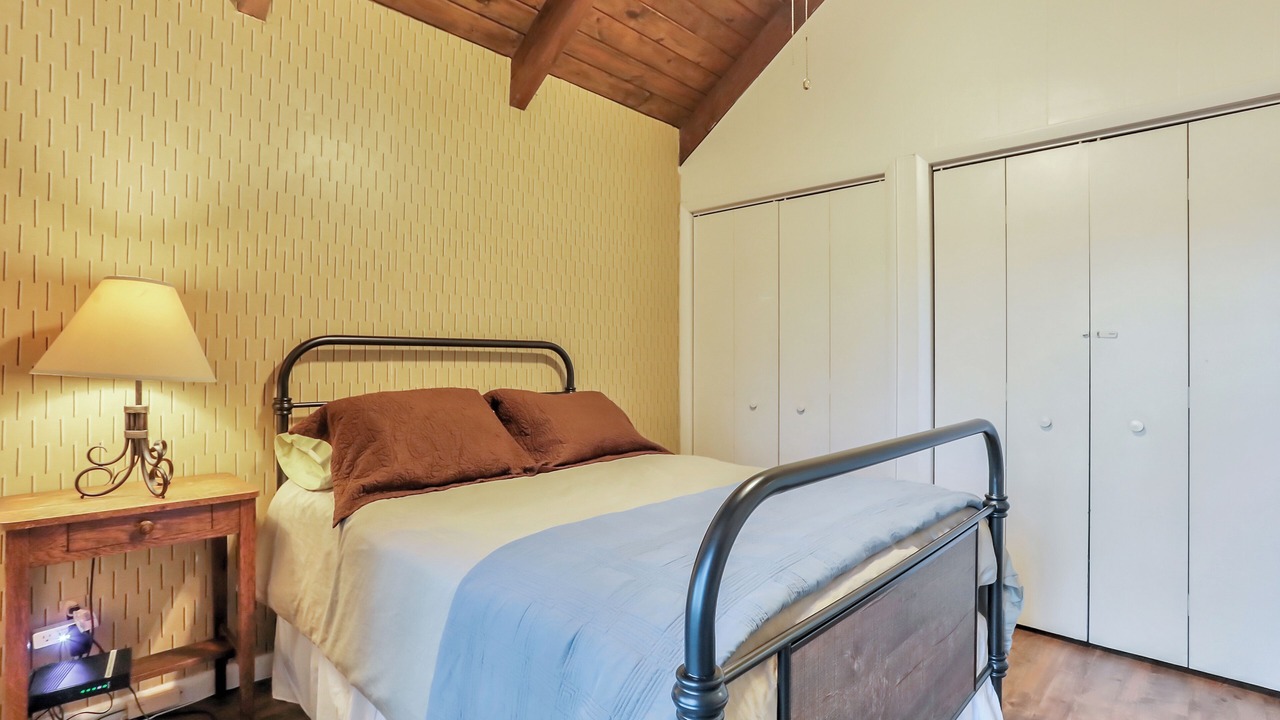 Photo of Bedroom in Berkeley Springs