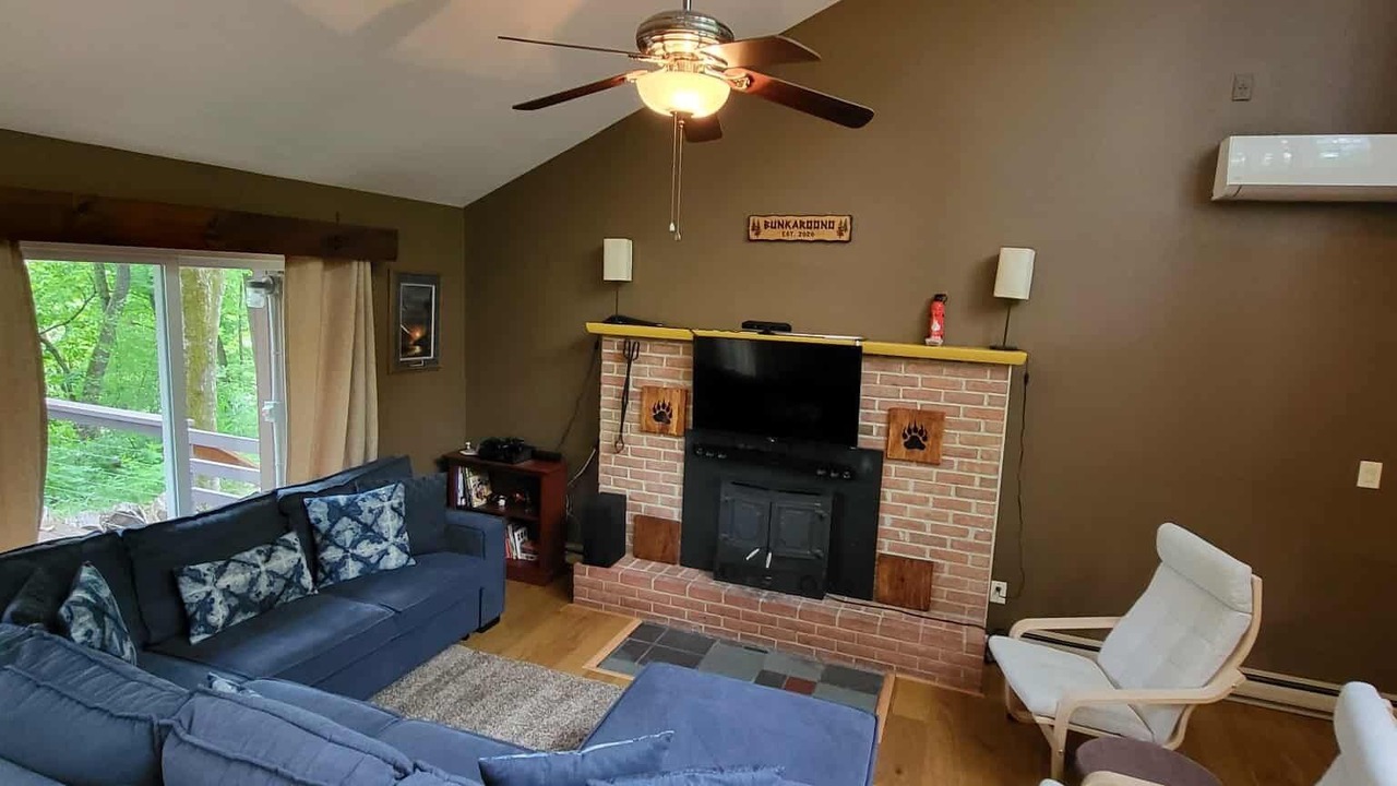 Photo of Livingroom in Berkeley Springs