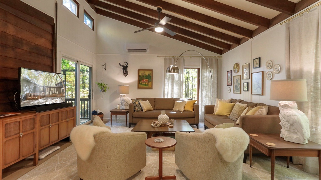 Photo of Livingroom in Berkeley Springs