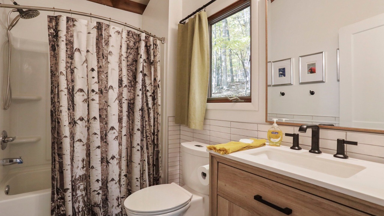 Photo of Bathroom in Berkeley Springs