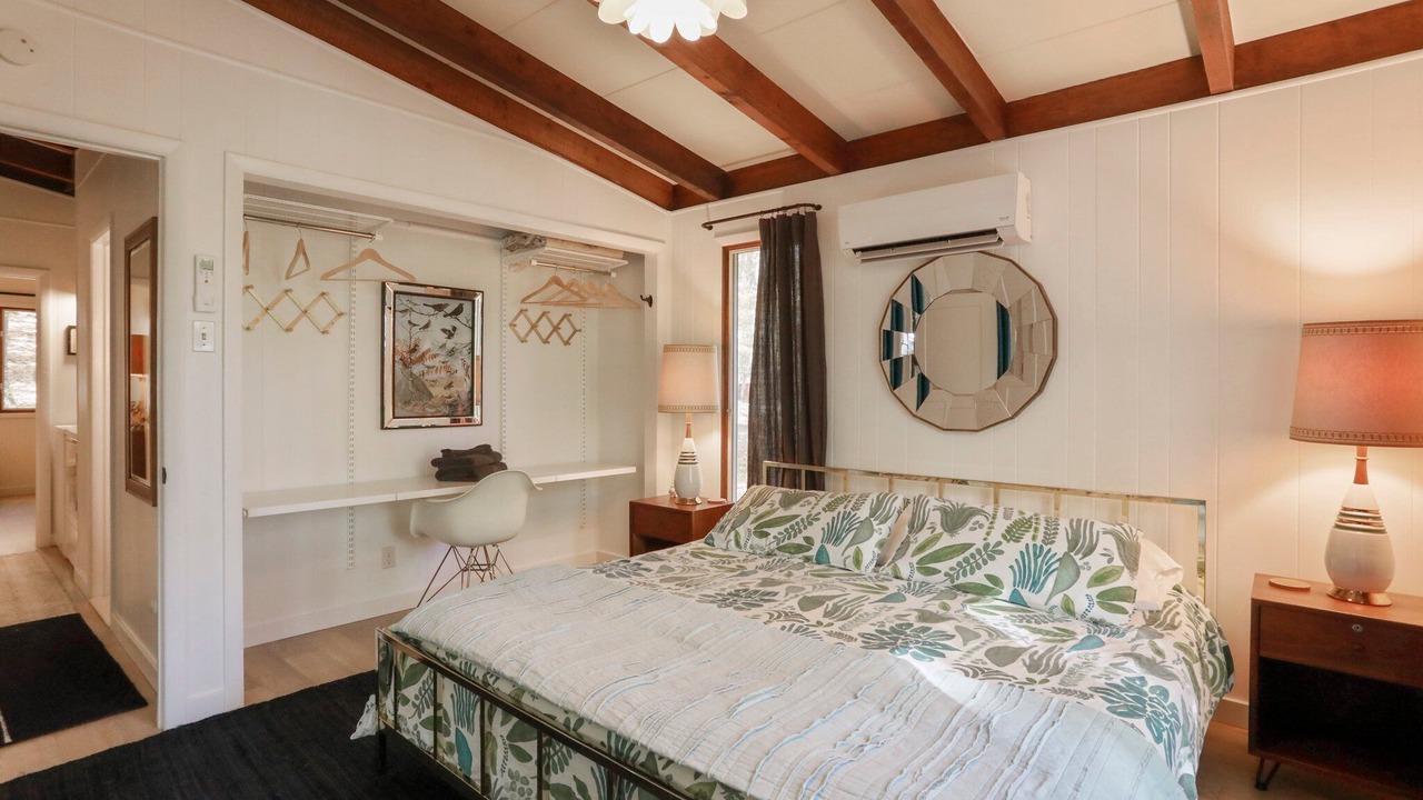 Photo of Bedroom in Berkeley Springs