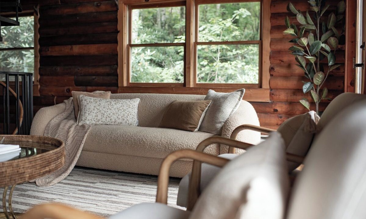 Photo of Livingroom in Black Mountain