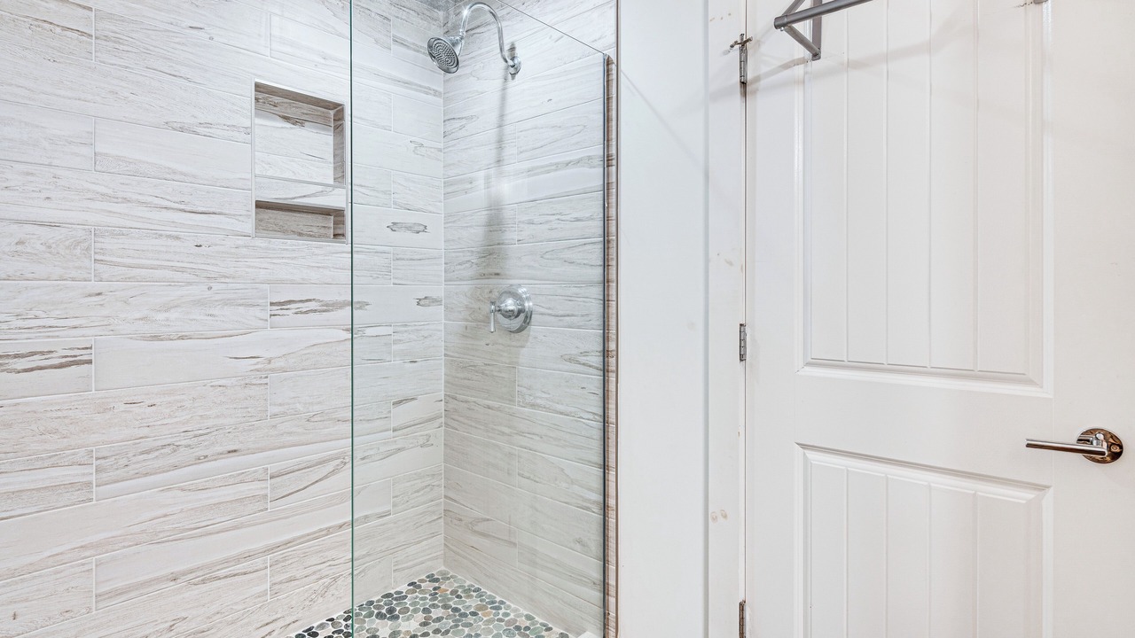 Photo of Bathroom in Old Fort