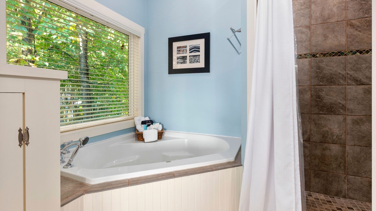 Photo of Bathroom in Lake Junaluska
