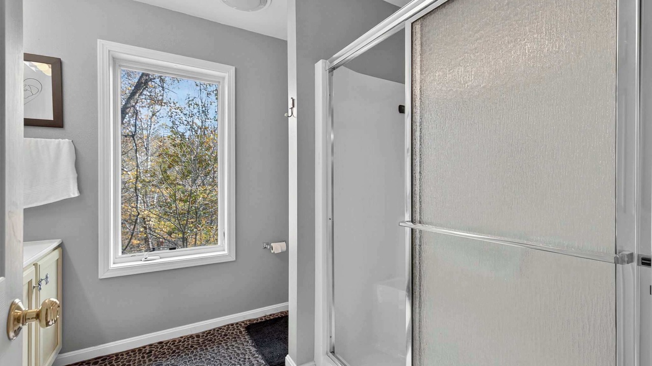 Photo of Bathroom in Berkeley Springs