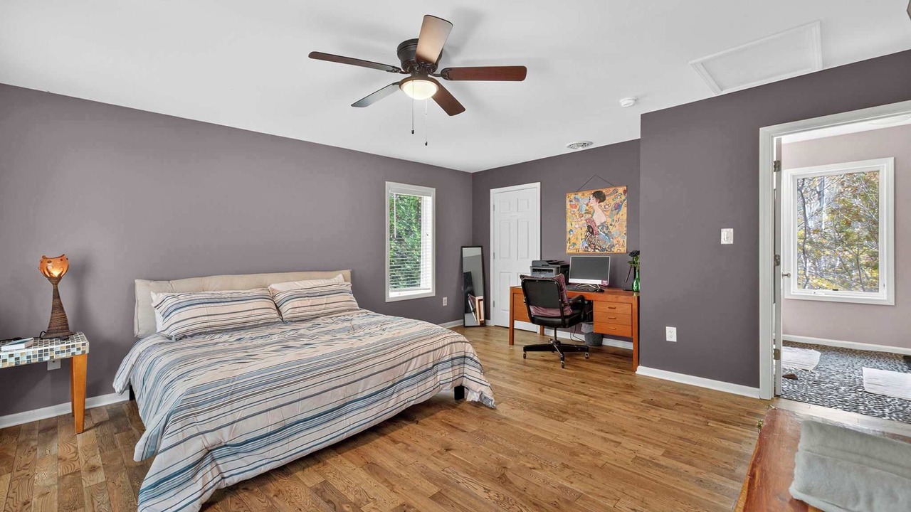 Photo of Bedroom in Berkeley Springs