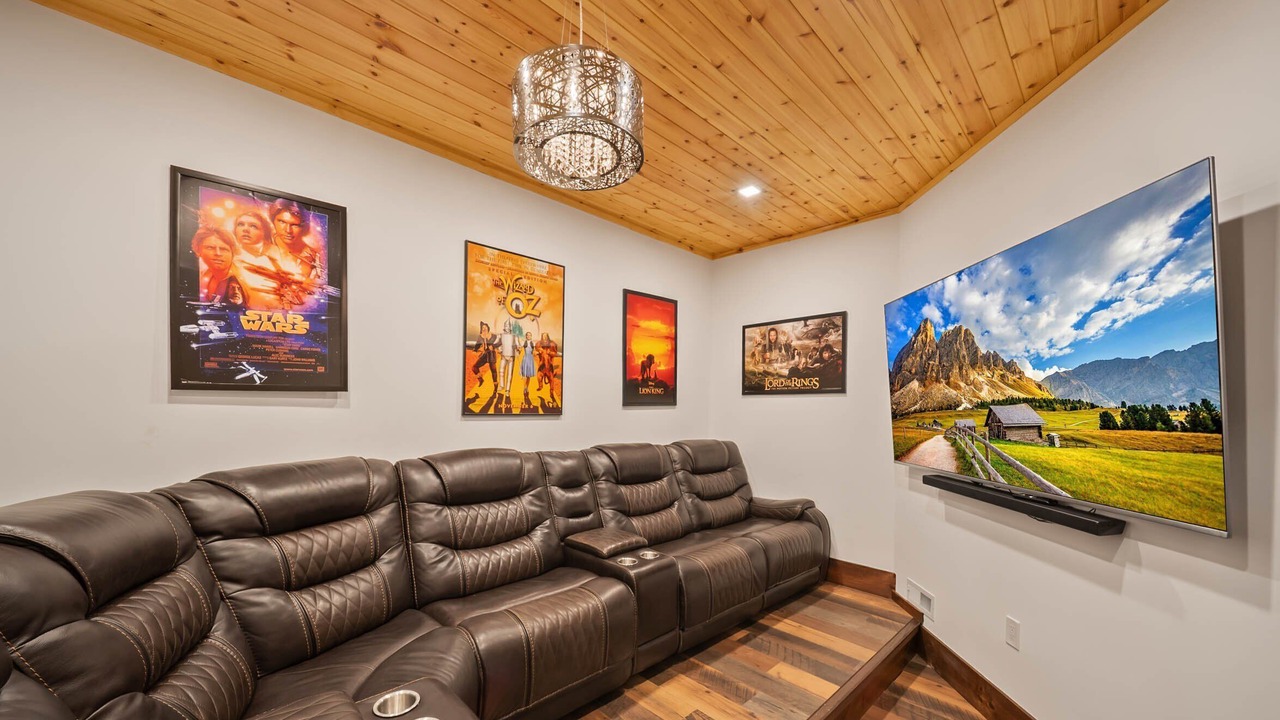 Photo of Livingroom in Elk Park