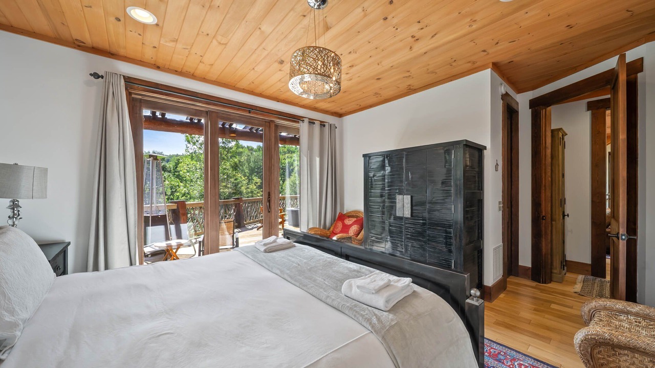 Photo of Bedroom in Elk Park