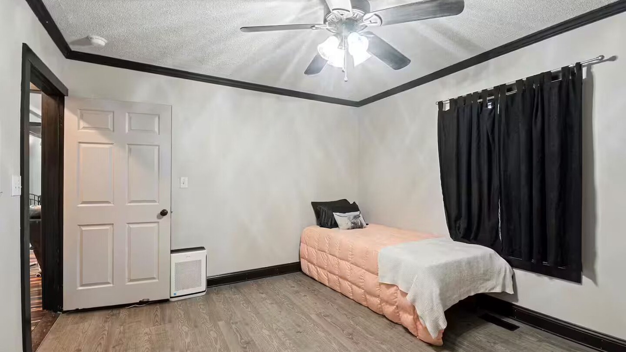 Photo of Bedroom in Rutherfordton