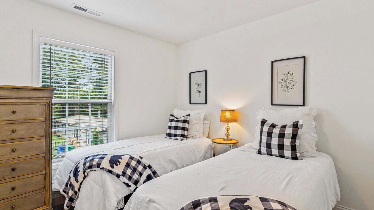 Photo of Bedroom in Skyland